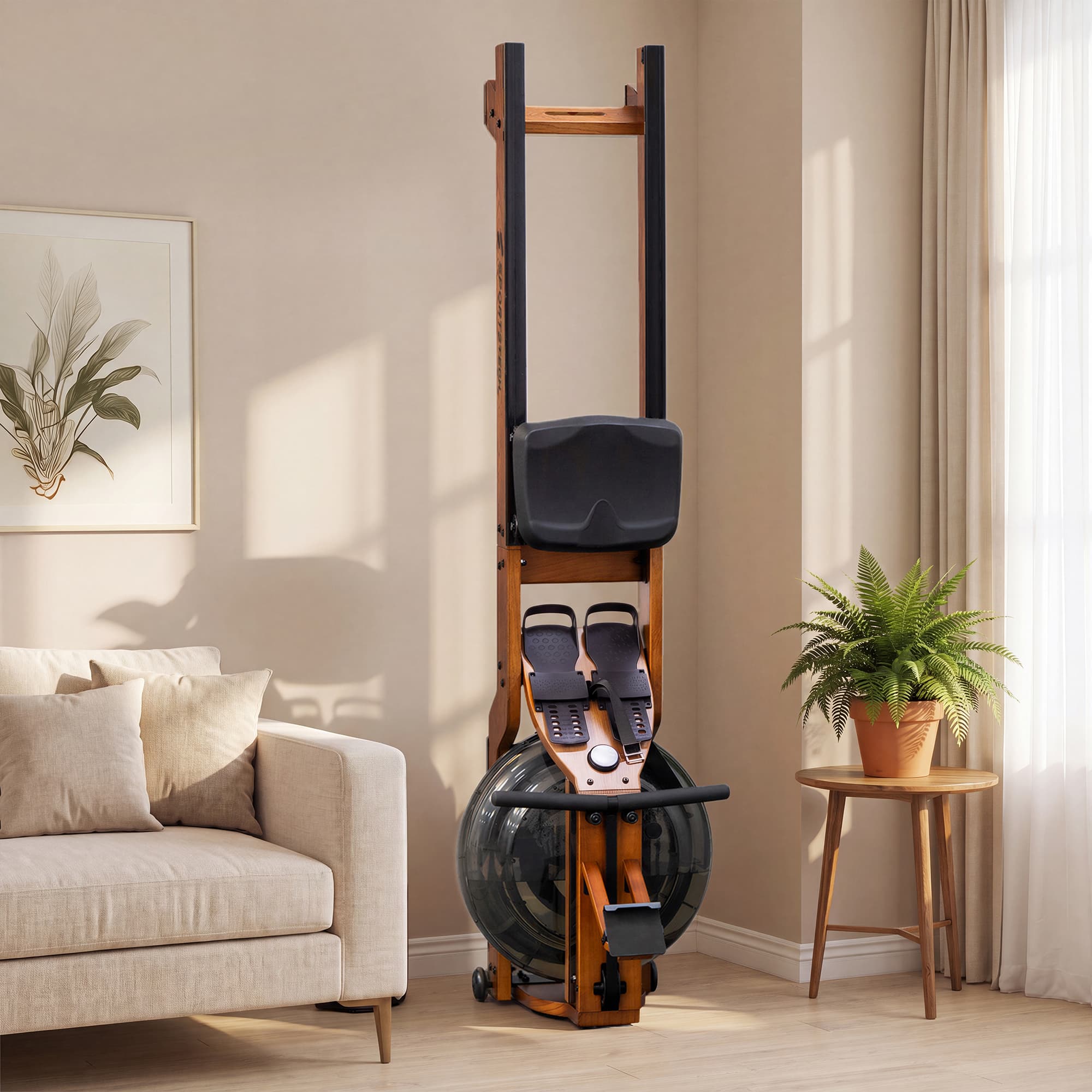 WRX500 platzsparend senkrecht aufgestellt in einer Wohnzimmerecke neben Sofa und Zimmerpflanze