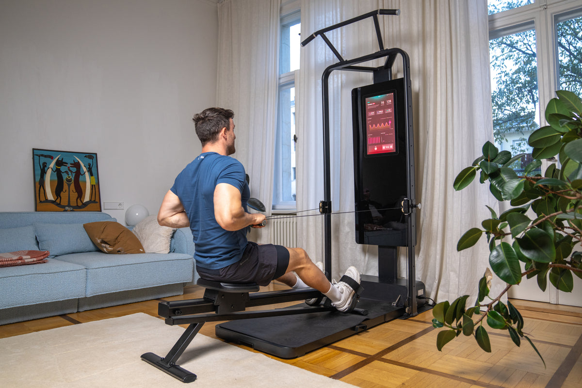 Sascha Huber beim Rudern am sGym Pro
