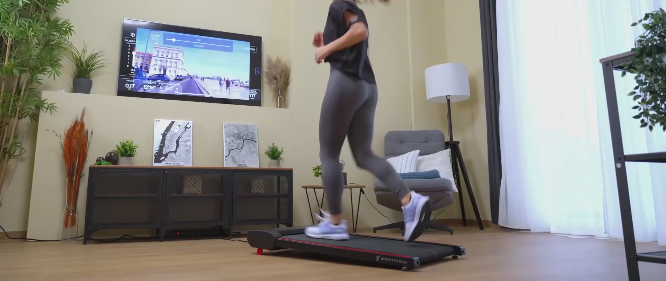 Video laden: WalkMate_2560x1080px