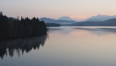 sRow Rudergeraet im Einsatz mit Landschaftsstrecke auf dem Display, bisheriges Hero-Video